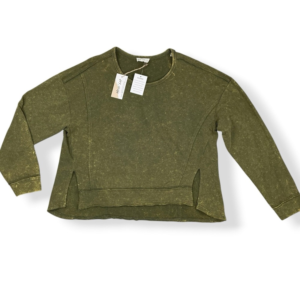 Very J New In Sweatshirt Women Large Green Long Sleeve Relaxed Grunge Boho NWT